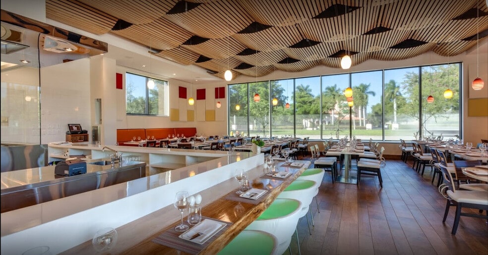 3936 Tamiami Trl N, Naples, FL for sale - Building Photo - Image 3 of 21