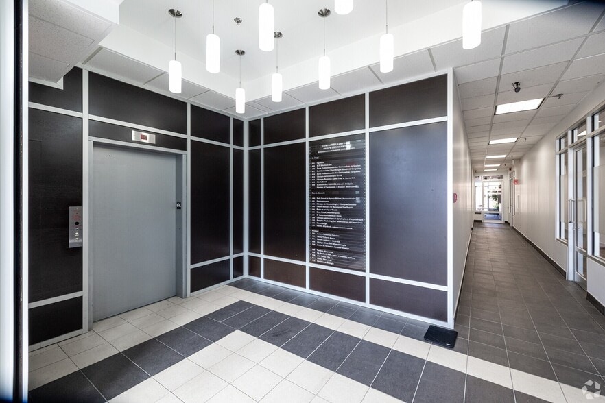 6953-6975 Taschereau Boul, Brossard, QC for lease - Building Photo - Image 2 of 6