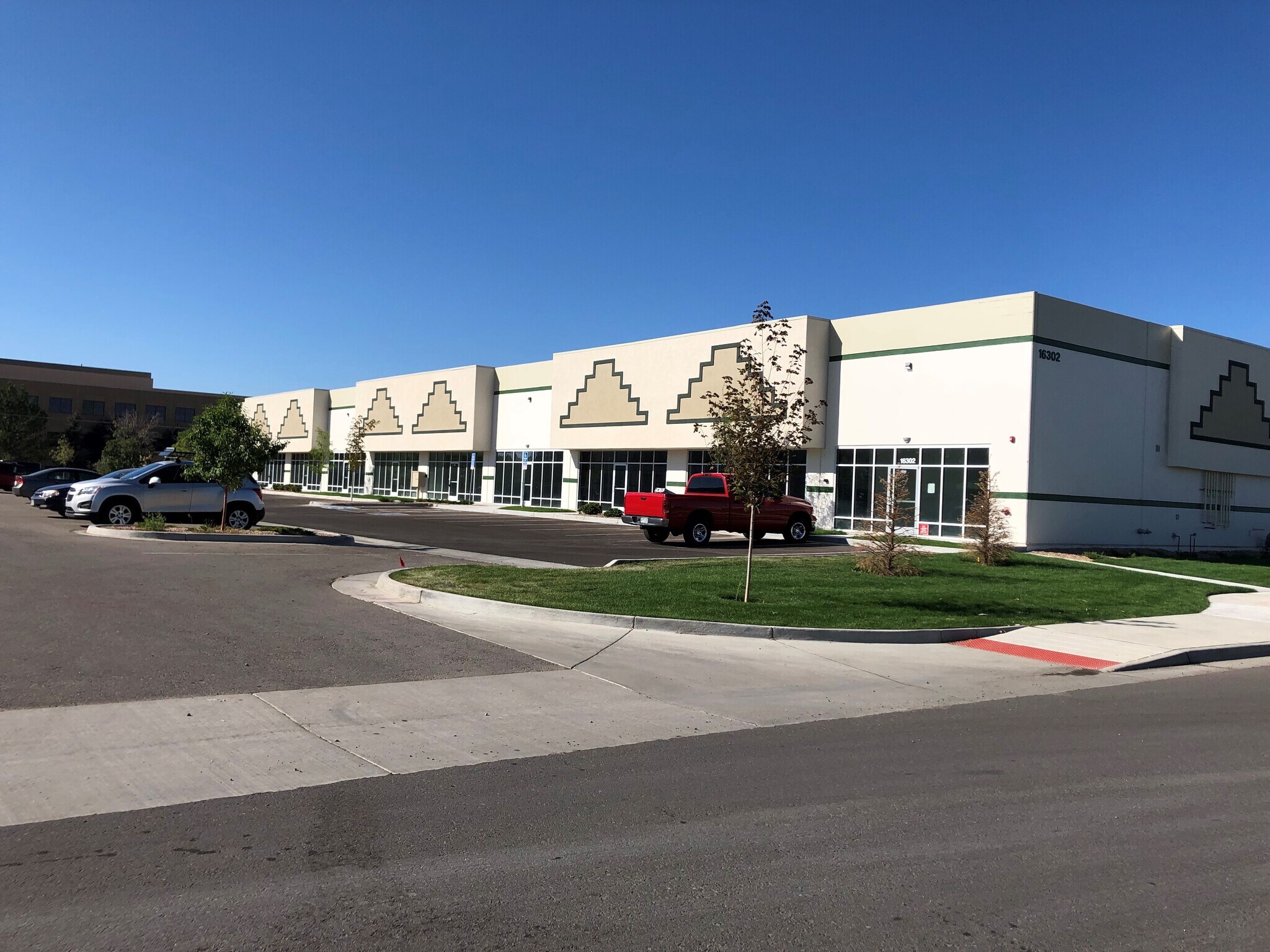 16302-16392 E 2nd Ave, Aurora, CO for lease Building Photo- Image 1 of 6