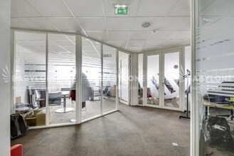 42 Rue Galliéni, Asnières-sur-Seine for lease Building Photo- Image 2 of 4