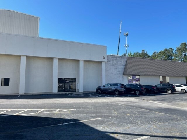 6700 Dawson Blvd, Norcross, GA à louer - Photo du bâtiment - Image 3 de 11