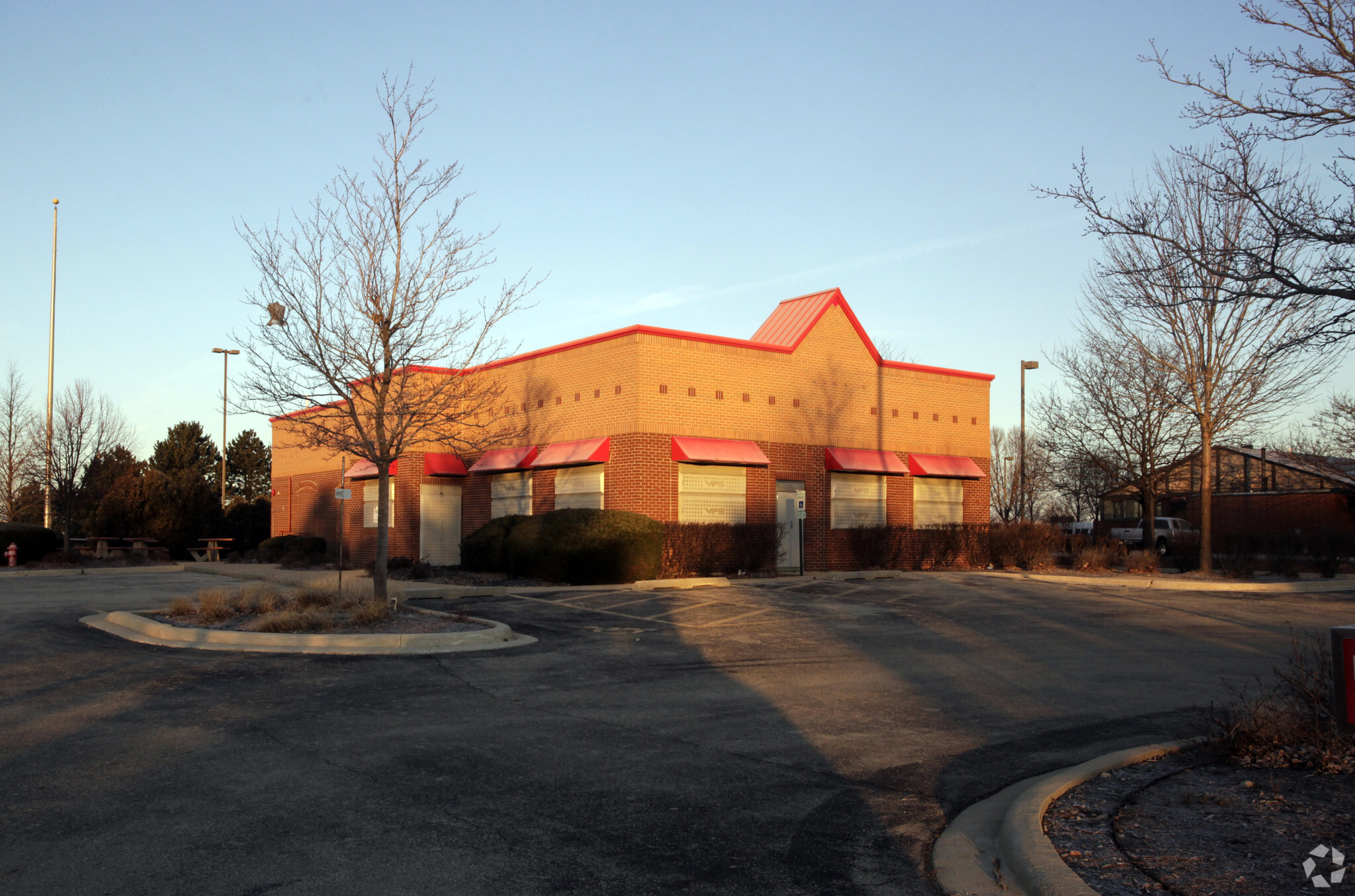 4405 Winfield Rd, Warrenville, IL for sale Primary Photo- Image 1 of 1