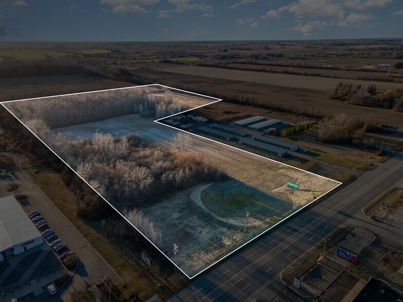 6483 M-84 Hwy, Saginaw, MI à vendre - Photo du bâtiment - Image 1 de 5