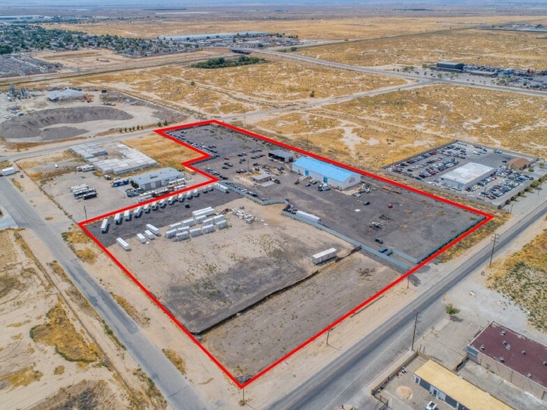 45761 Division St, Lancaster, CA for sale - Building Photo - Image 3 of 26