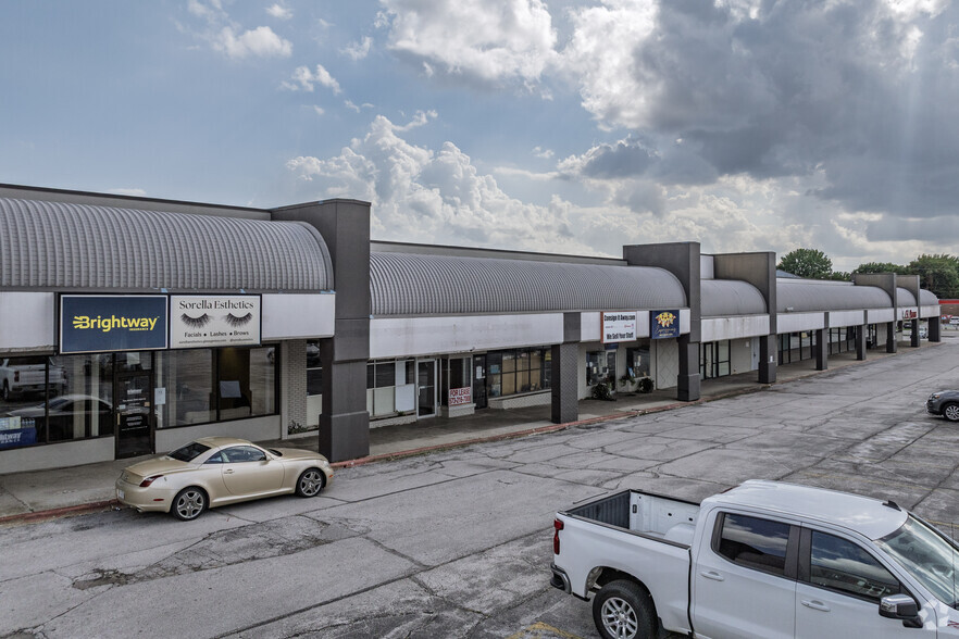 1444-1540 S Glenstone Ave, Springfield, MO à louer - Photo du bâtiment - Image 3 de 4