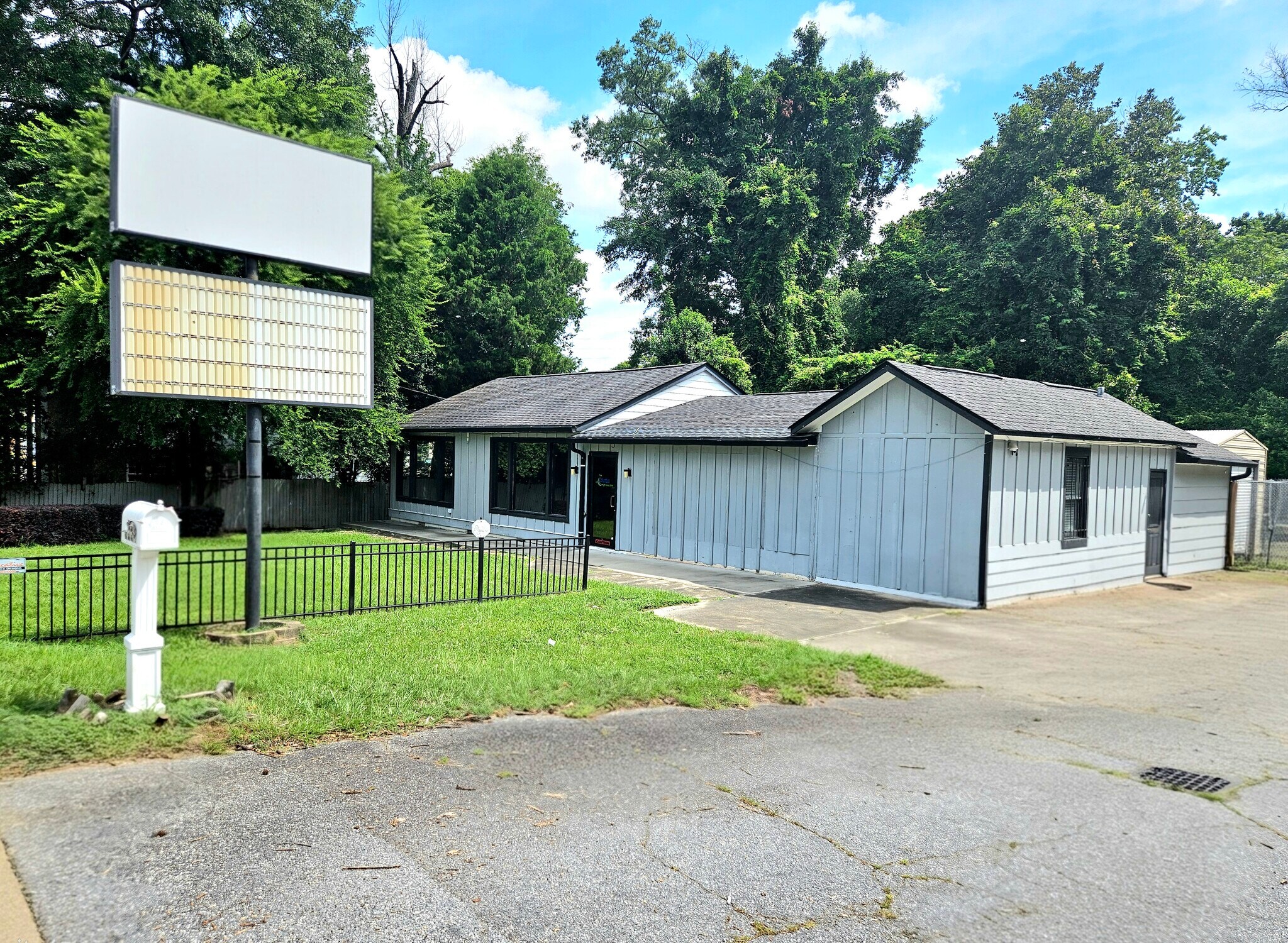 3554 Hilton Ave, Columbus, GA à vendre Photo du bâtiment- Image 1 de 23