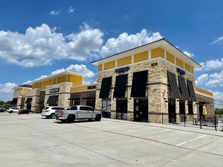1826 Cannon Dr, Mansfield, TX for lease - Building Photo - Image 1 of 27