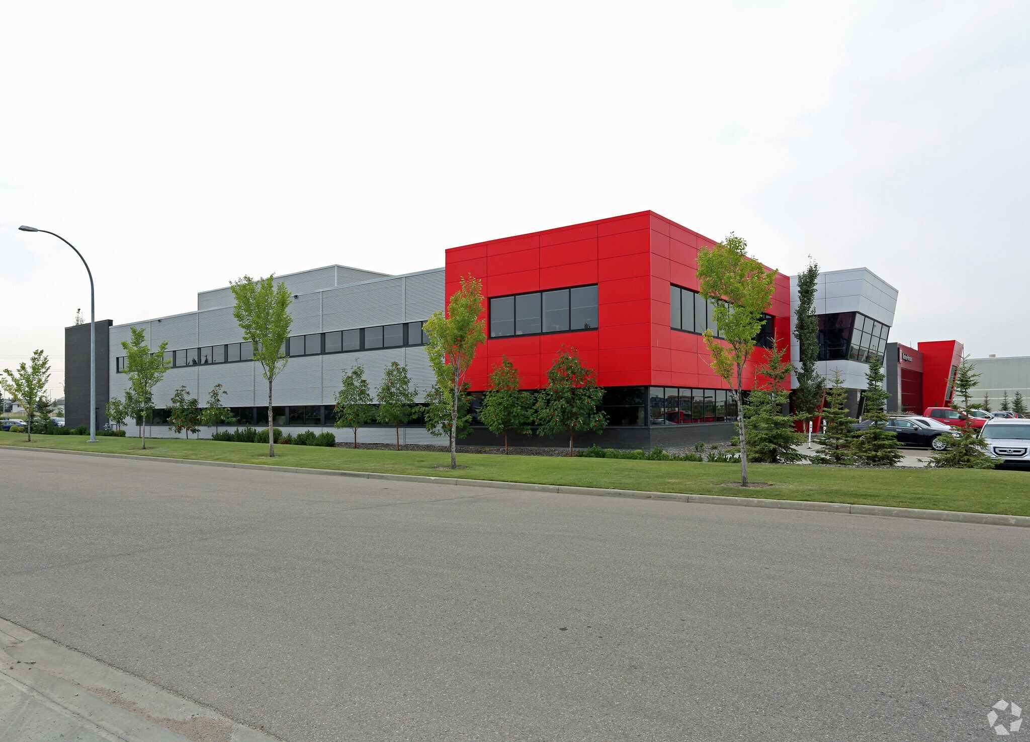 4703 52nd Ave NW, Edmonton, AB à vendre Photo du bâtiment- Image 1 de 1