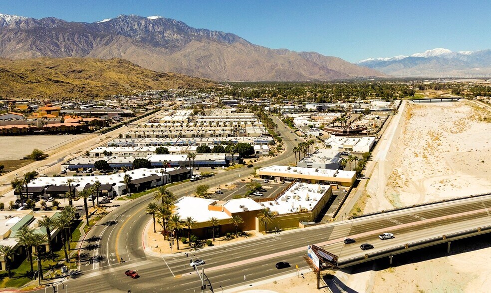 68956 Perez Rd, Cathedral City, CA à louer - Photo du bâtiment - Image 2 de 8