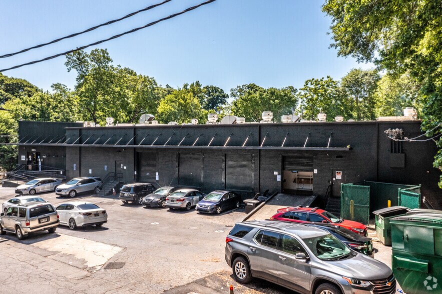 800 Forrest St NW, Atlanta, GA à louer - Photo du bâtiment - Image 2 de 7