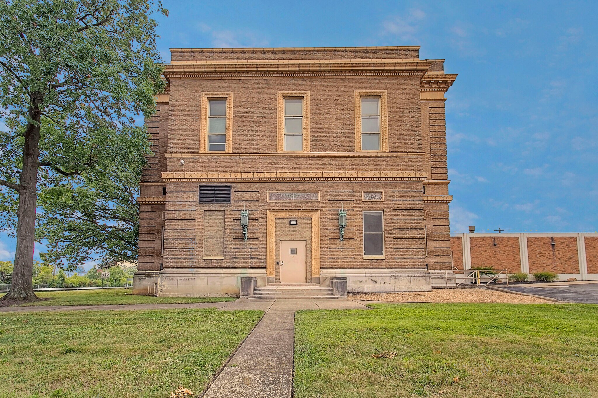 2216 Norwood Ave, Cincinnati, OH à vendre Photo du bâtiment- Image 1 de 11
