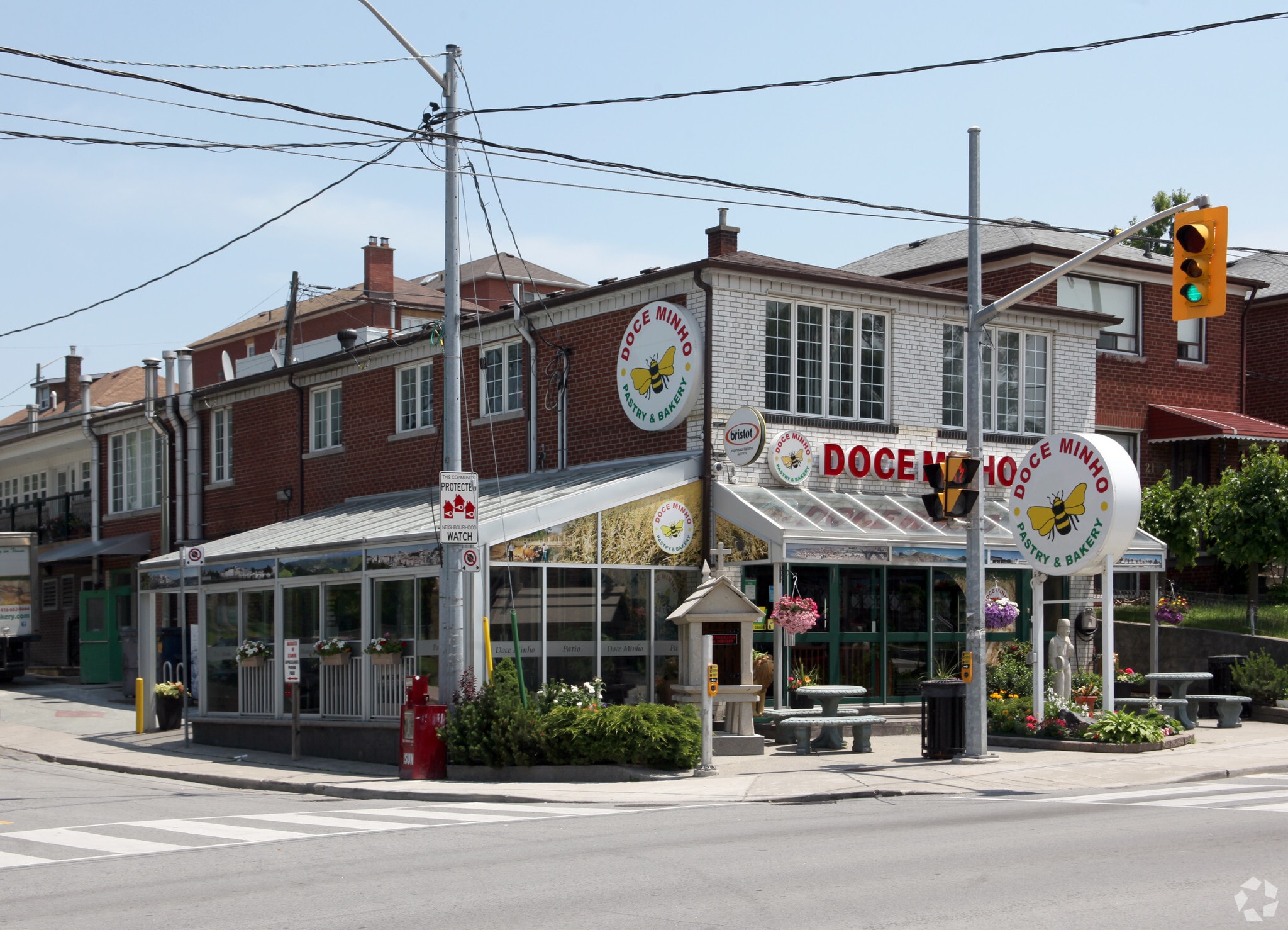 2189 Dufferin St, Toronto, ON for sale Primary Photo- Image 1 of 3