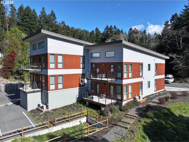 Plus de détails pour 94353 Leith Rd, Gold Beach, OR - Multi-résidentiel à vendre