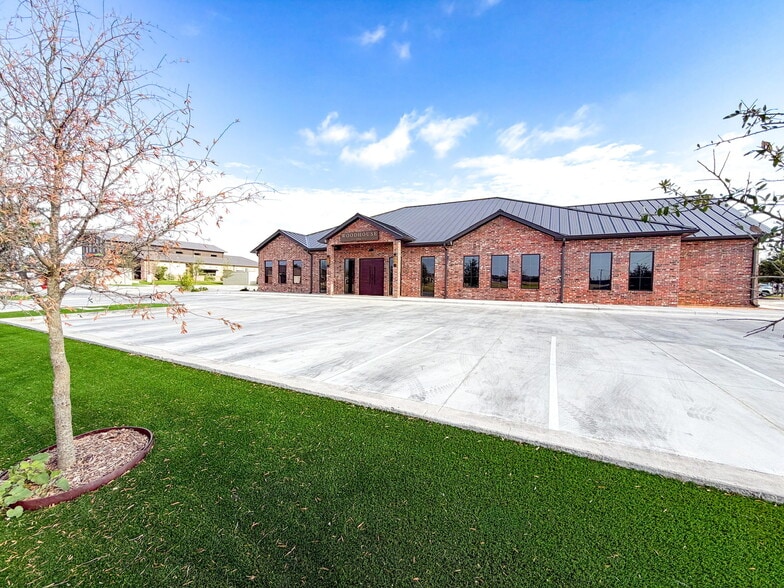 5400 Frio Dr, Midland, TX for sale - Building Photo - Image 3 of 36