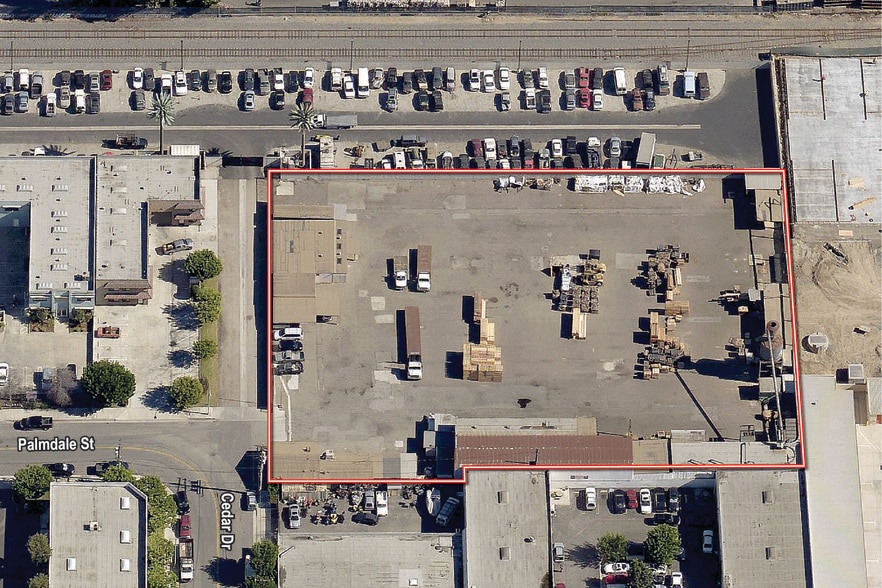 7422 Cedar Dr, Huntington Beach, CA for lease - Building Photo - Image 2 of 2