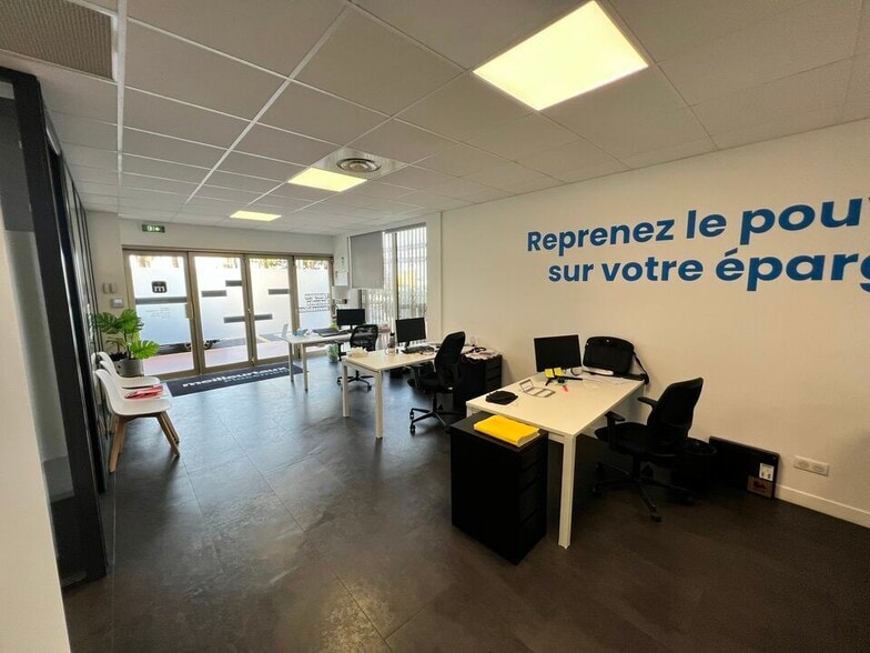 82 Boulevard De La Croisette, Cannes à vendre - Photo intérieure - Image 3 de 3
