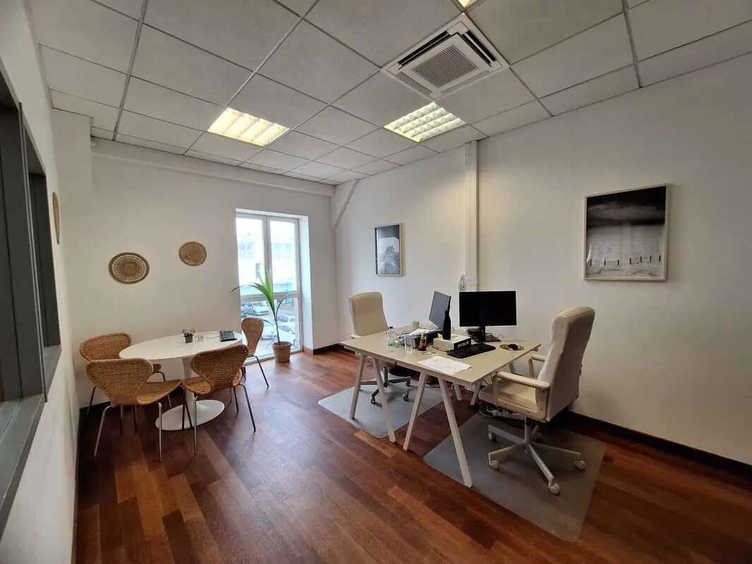 Bureau dans Bordeaux à louer Photo intérieure- Image 1 de 8