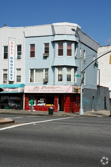 936 4th Ave, Brooklyn, NY for sale - Building Photo - Image 1 of 6