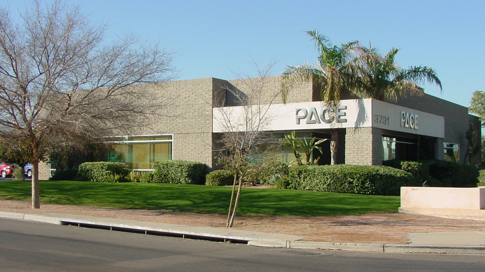 3731 E University Dr, Phoenix, AZ for lease Primary Photo- Image 1 of 4