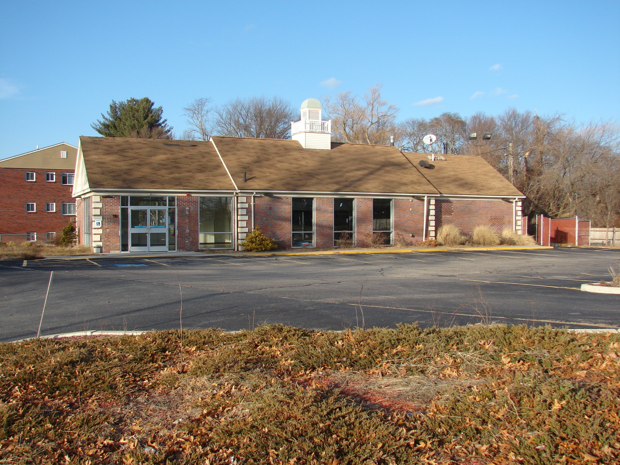 2080 Warwick Ave, Warwick, RI for sale Building Photo- Image 1 of 1