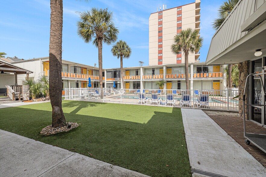 7501 N Ocean Blvd, Myrtle Beach, SC à vendre - Photo du bâtiment - Image 3 de 29
