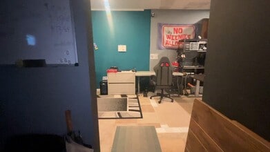 501 E Gadsden St, Pensacola, FL à louer - Vidéo sur l’inscription commerciale 