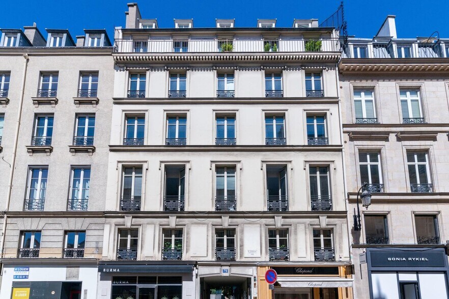 72 Rue Du Faubourg Saint-Honoré, Paris à louer - Photo du bâtiment - Image 2 de 31