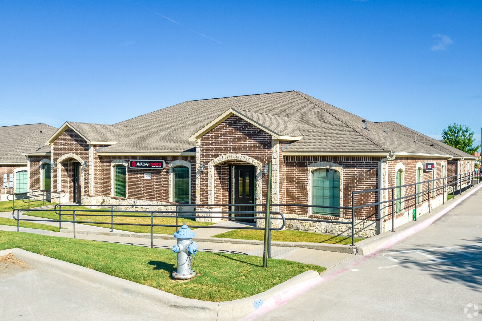3128 Hudson Xing, McKinney, TX for sale Primary Photo- Image 1 of 5