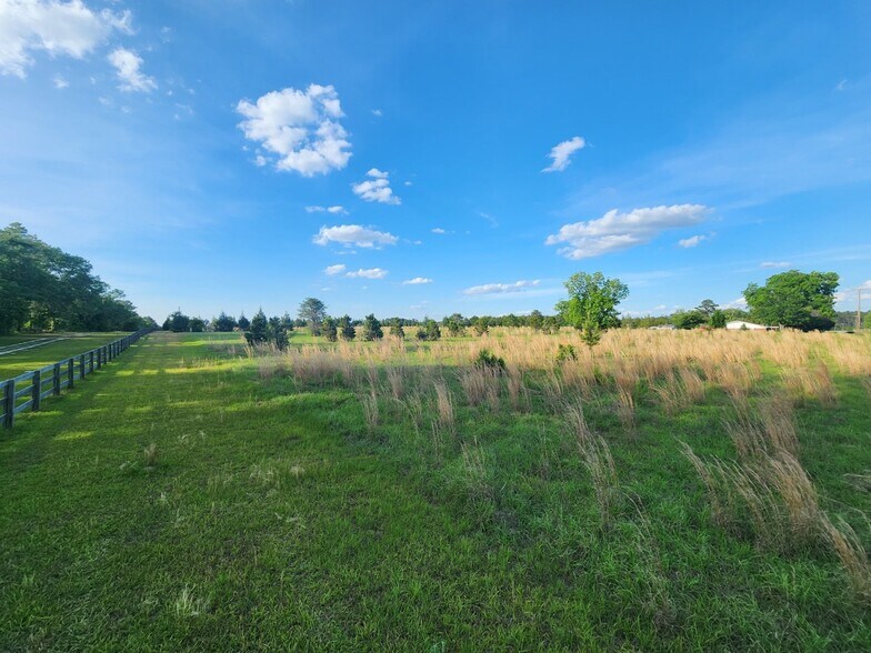 5719 Hambrick Rd rd, Hahira, GA à vendre - Photo du bâtiment - Image 2 de 13