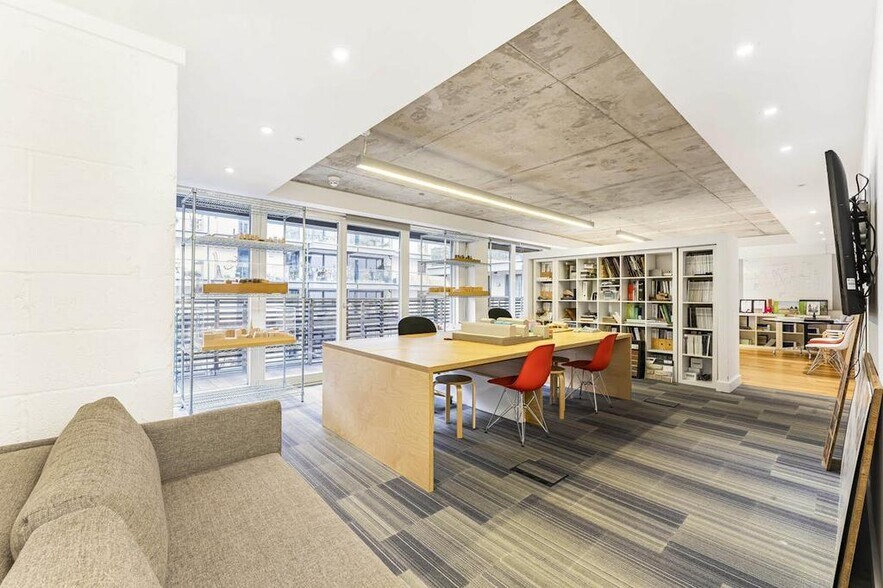 2-10 Hertford Rd, Londres à vendre - Photo du bâtiment - Image 2 de 32