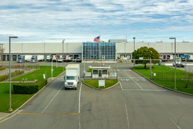 Plus de détails pour 9999 Niblick Dr, Roseville, CA - Industriel à louer
