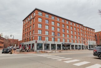 Plus de détails pour 311 Commercial st, Portland, ME - Commerce de détail à vendre