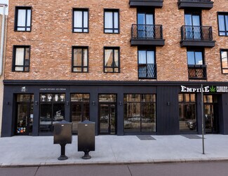 Plus de détails pour 268 Metropolitan Ave, Brooklyn, NY - Commerce de détail à louer