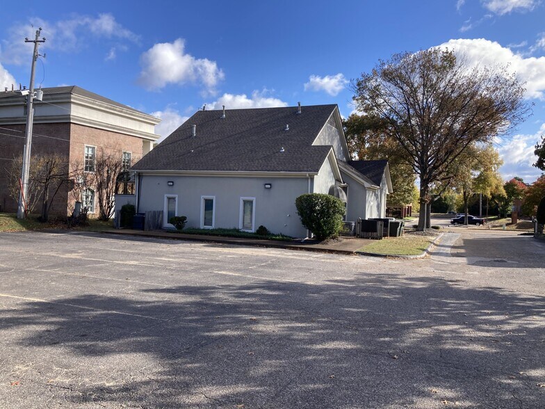 2855 Summer Oaks Dr, Bartlett, TN à vendre - Photo du bâtiment - Image 2 de 8