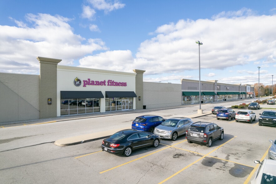 1254-1320 S Holland Sylvania Rd, Holland, OH à louer - Photo du bâtiment - Image 2 de 6