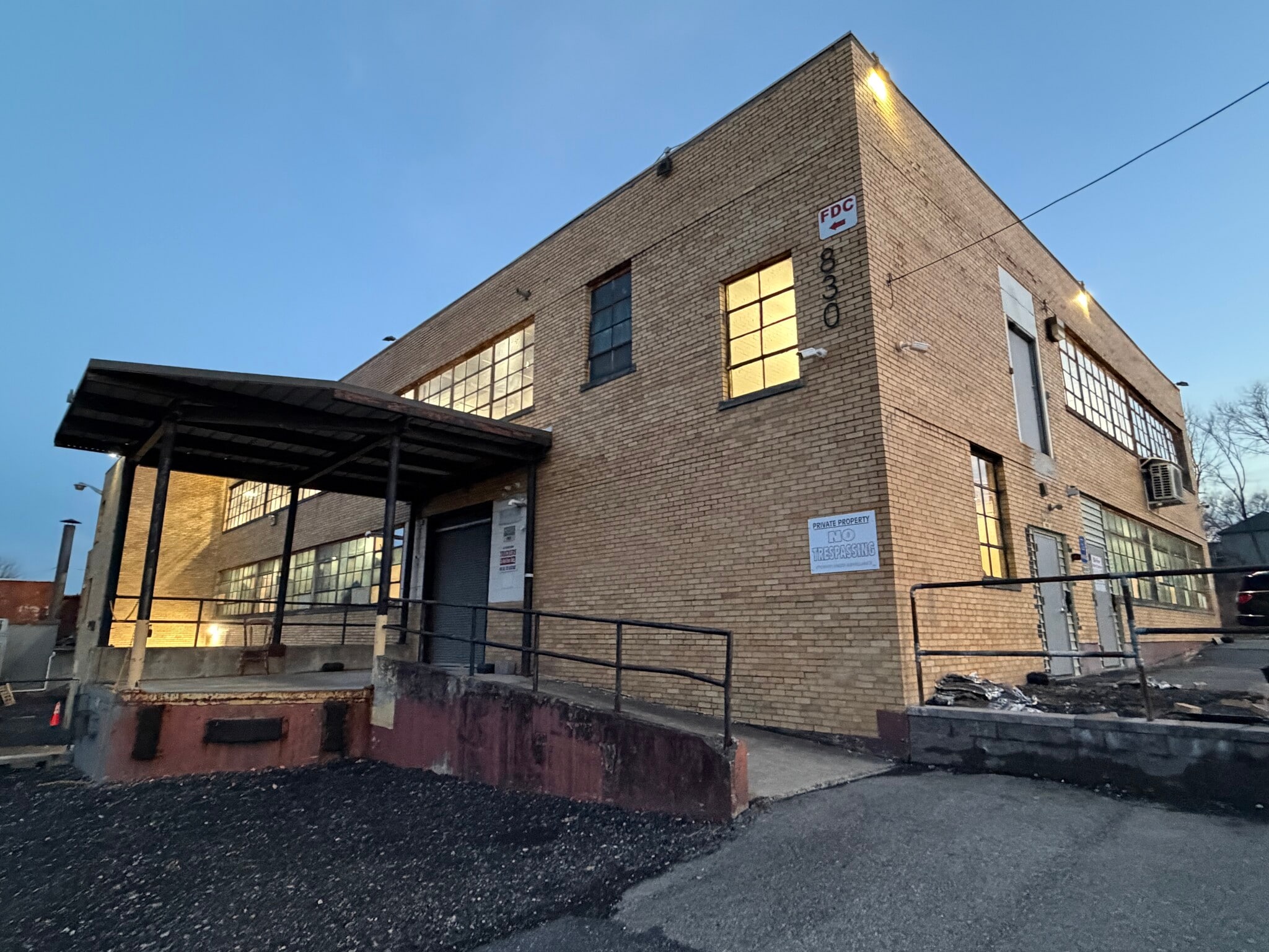 830 13th Ave, Bethlehem, PA for lease Interior Photo- Image 1 of 4