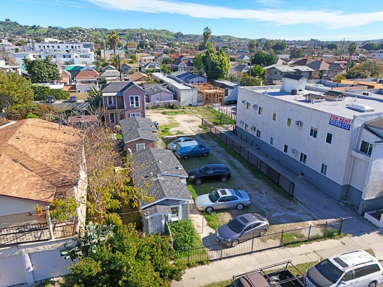 214 S Ave 18, Los Angeles, CA à vendre - Photo du bâtiment - Image 3 de 14