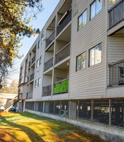 Alpine Fir Portfolio portefeuille de 4 propriétés à vendre sur LoopNet.ca - Photo du bâtiment - Image 2 de 8