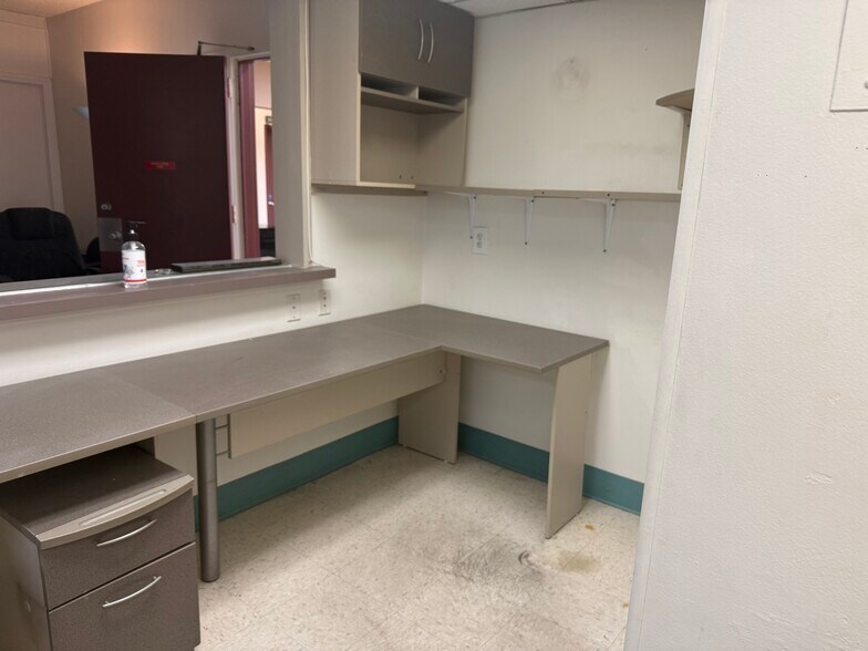 924 Buena Vista St, Duarte, CA à louer - Photo du bâtiment - Image 3 de 13