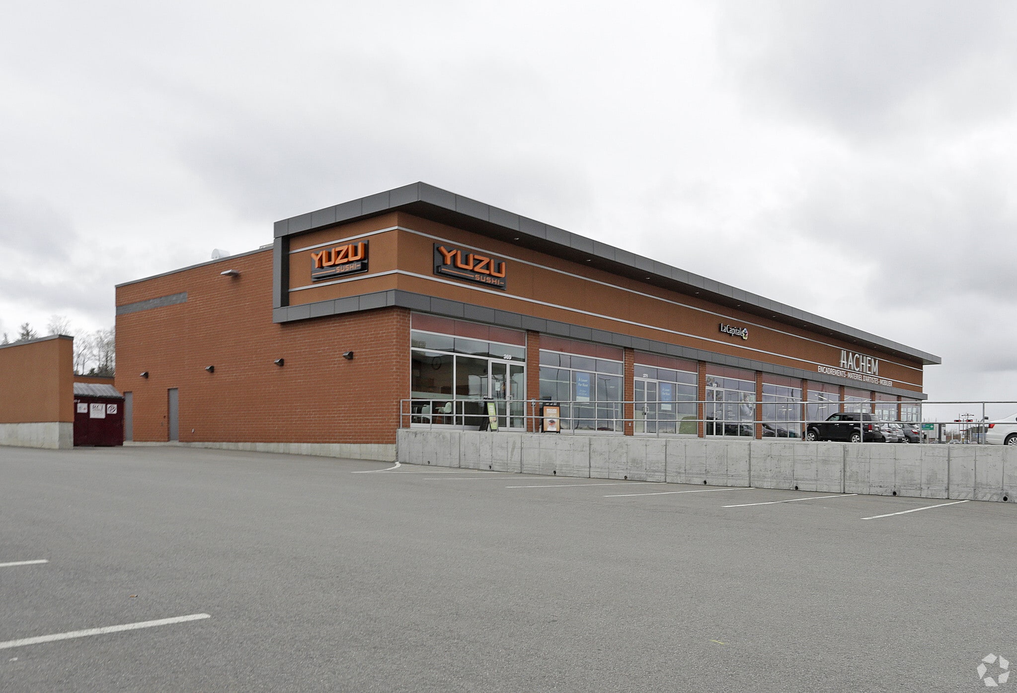 369-375 St Lamontagne, St-Jérôme, QC for sale Primary Photo- Image 1 of 1