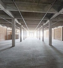 723 Grand Ave, Phoenix, AZ for sale Interior Photo- Image 2 of 5