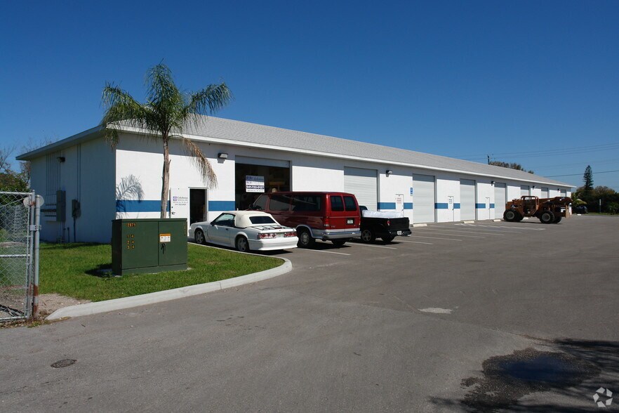 1805 8th Ave W, Palmetto, FL à vendre - Photo du bâtiment - Image 2 de 3
