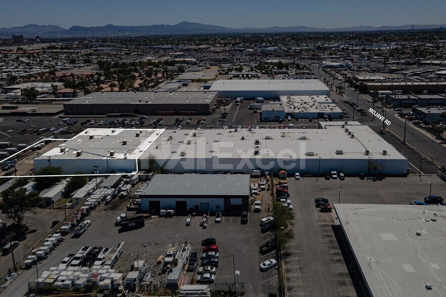1624 S Mojave Rd, Las Vegas, NV à louer - Photo du bâtiment - Image 2 de 6