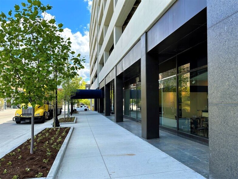 40 N Main St, Dayton, OH à louer - Photo du bâtiment - Image 3 de 14