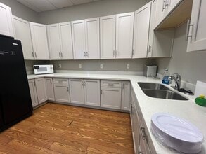 7430 S 48th St, Phoenix, AZ à louer Photo du bâtiment- Image 2 de 5