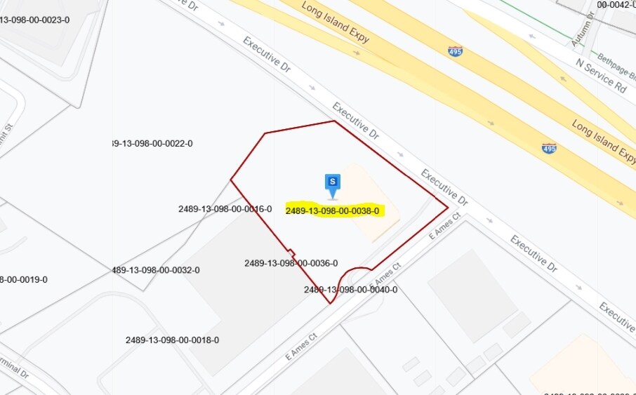 255 Executive Dr, Plainview, NY à louer - Photo du bâtiment - Image 2 de 20