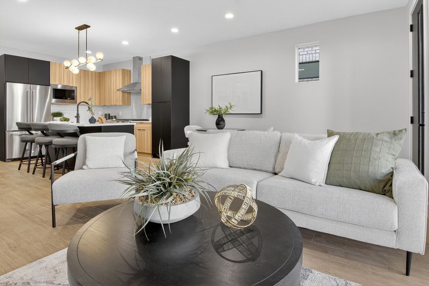828 Cherry St, Denver, CO for sale - Building Photo - Image 3 of 11