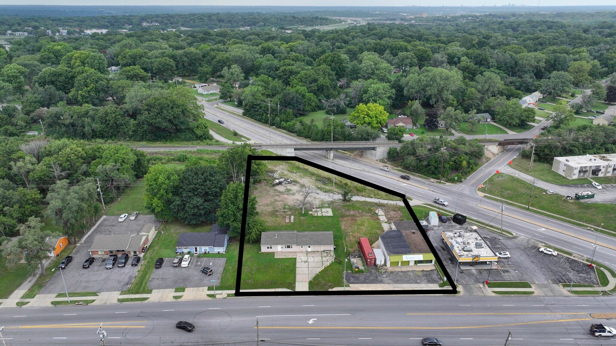 11510-11512 Blue Ridge Blvd Portfolio portefeuille de 2 propriétés à vendre sur LoopNet.ca Photo du bâtiment- Image 1 de 8