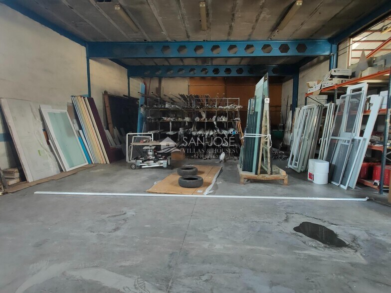 Carrer Azorín, 40, Aspe, Alicante à vendre - Photo du bâtiment - Image 2 de 6