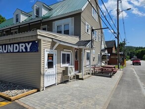 25 Main St, Plymouth, NH à louer Photo du bâtiment- Image 2 de 22